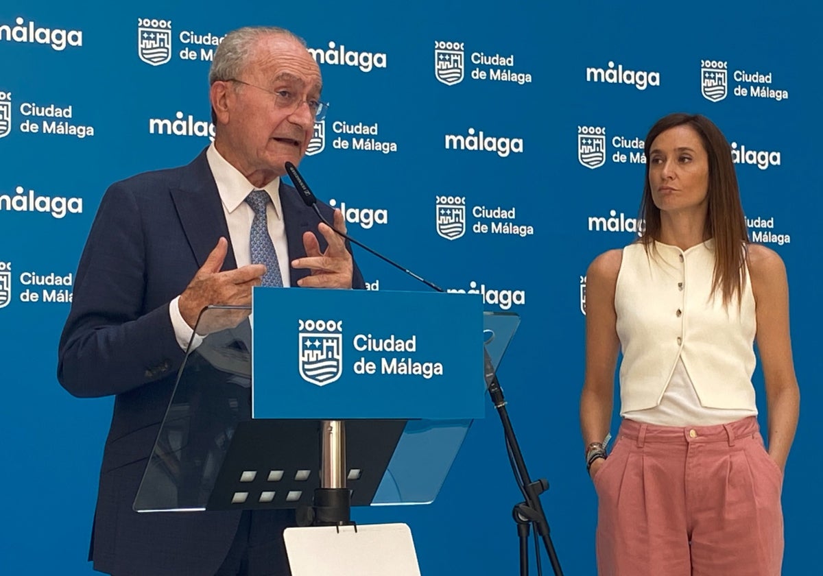 De la Torre y Pérez de Siles.