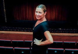 Sara Baras celebra en Málaga los 25 años de su compañía con la obra 'Vuela'.