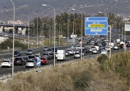 Operación salida de tráfico en Málaga: puntos y horas más conflictivos desde este viernes
