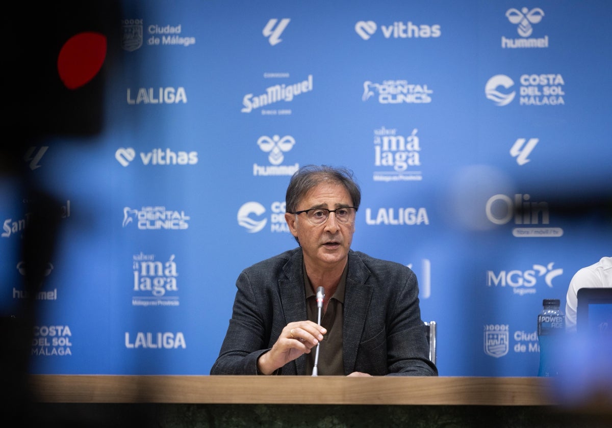 Loren Juarros, durante la comparecencia en rueda de prensa.