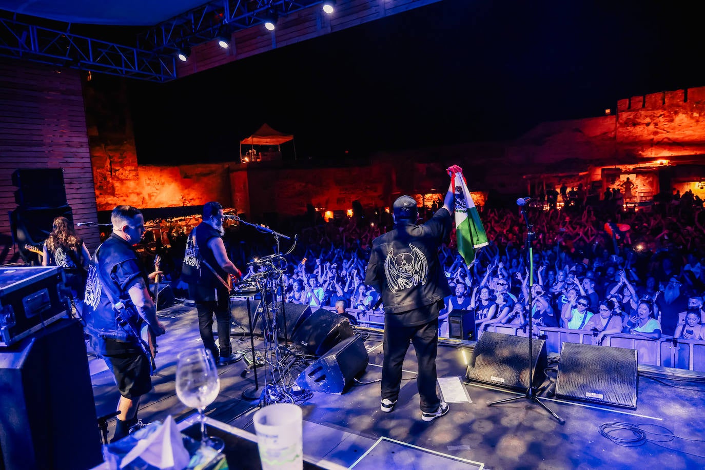 Molotov celebra su 30.º aniversario en Mare Nostrum