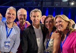 Elías Bendodo, Francisco de la Torre, Alberto Núñez Feijóo, Patricia Navarro y Carolina España.