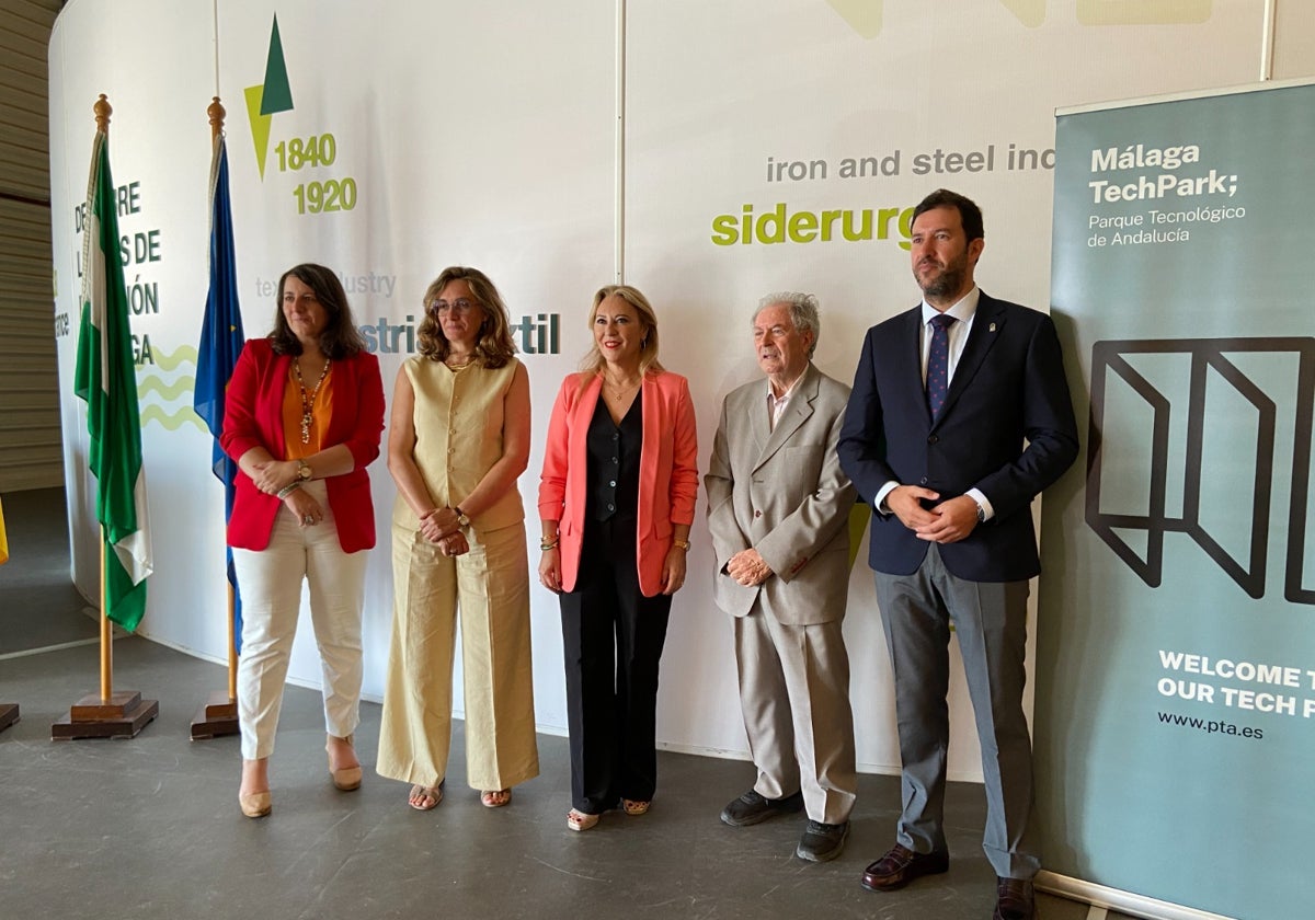 Mónica Sanzo, Belén Suárez, Carolina España, Felipe Romera y Antonio Jesús García.