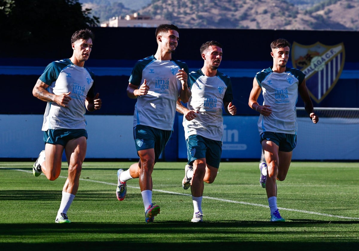 Jugadores del Málaga en los primeros entrenamientos.