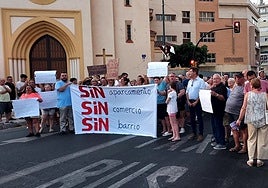 Protesta convocada esta tarde en el barrio de Huelin.