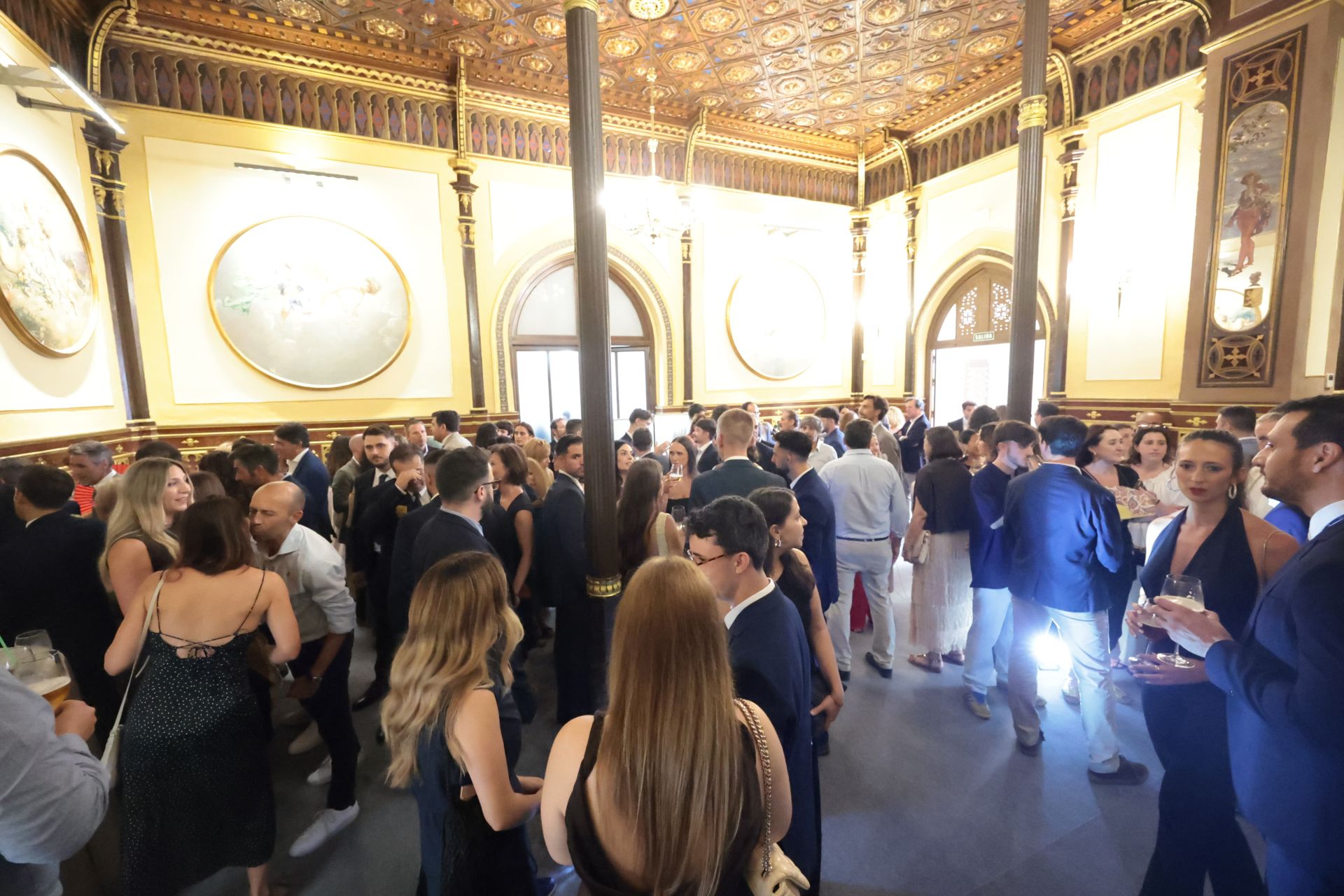 La Utamed entrega sus becas para el próximo curso