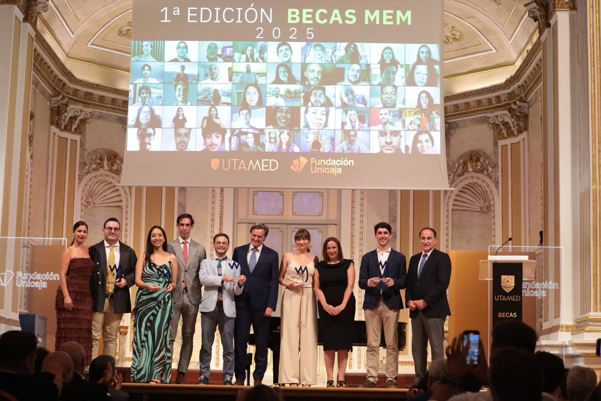 La Utamed entrega sus becas para el próximo curso