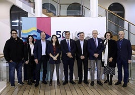 Alberto Gómez, Aroa Martín, Manolo Castillo, Alicia Alamillos, Teodomiro López, Gervasio Sánchez, Antonio Pedraza, Elena Blanco y Agustín Rivera, en el acto de entrega de premios de la última edición.