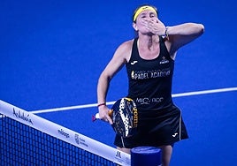 Carolina Navarro triunfa en su debut y pospone su despedida de Málaga