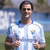 Eneko Jauregi, nuevo fichaje del Málaga, en su presentación.