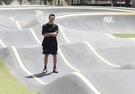 Víctor García, en la pista Pump Track de BMX de Alhaurín de la Torre.