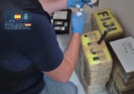 Un piso turístico en Málaga escondía una guardería de droga con 282 kilos de cocaína