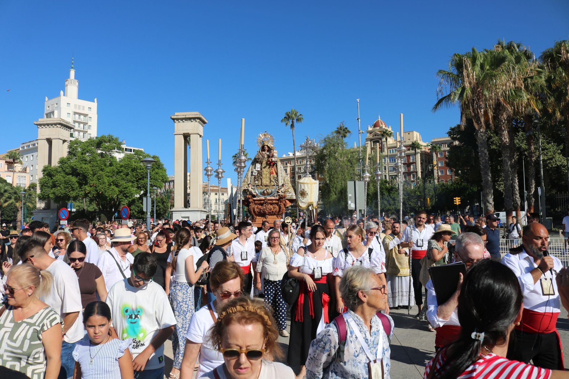 Procesión marinera de la Virgen del Carmen de El Perchel
