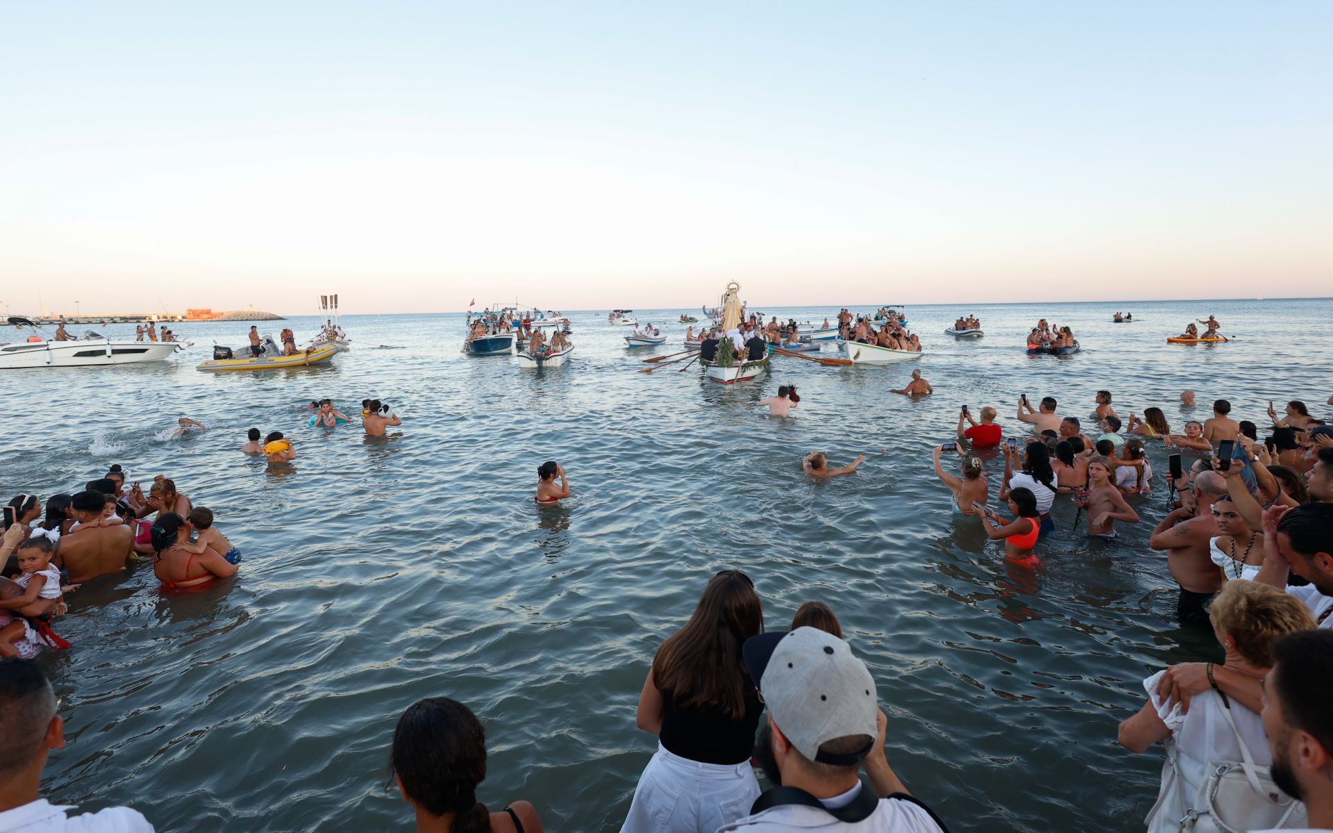 Procesión de la Virgen del Carmen de Huelin