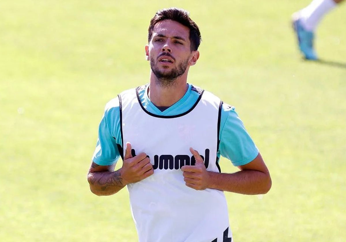 Nelson, durante un entrenamiento del Málaga.