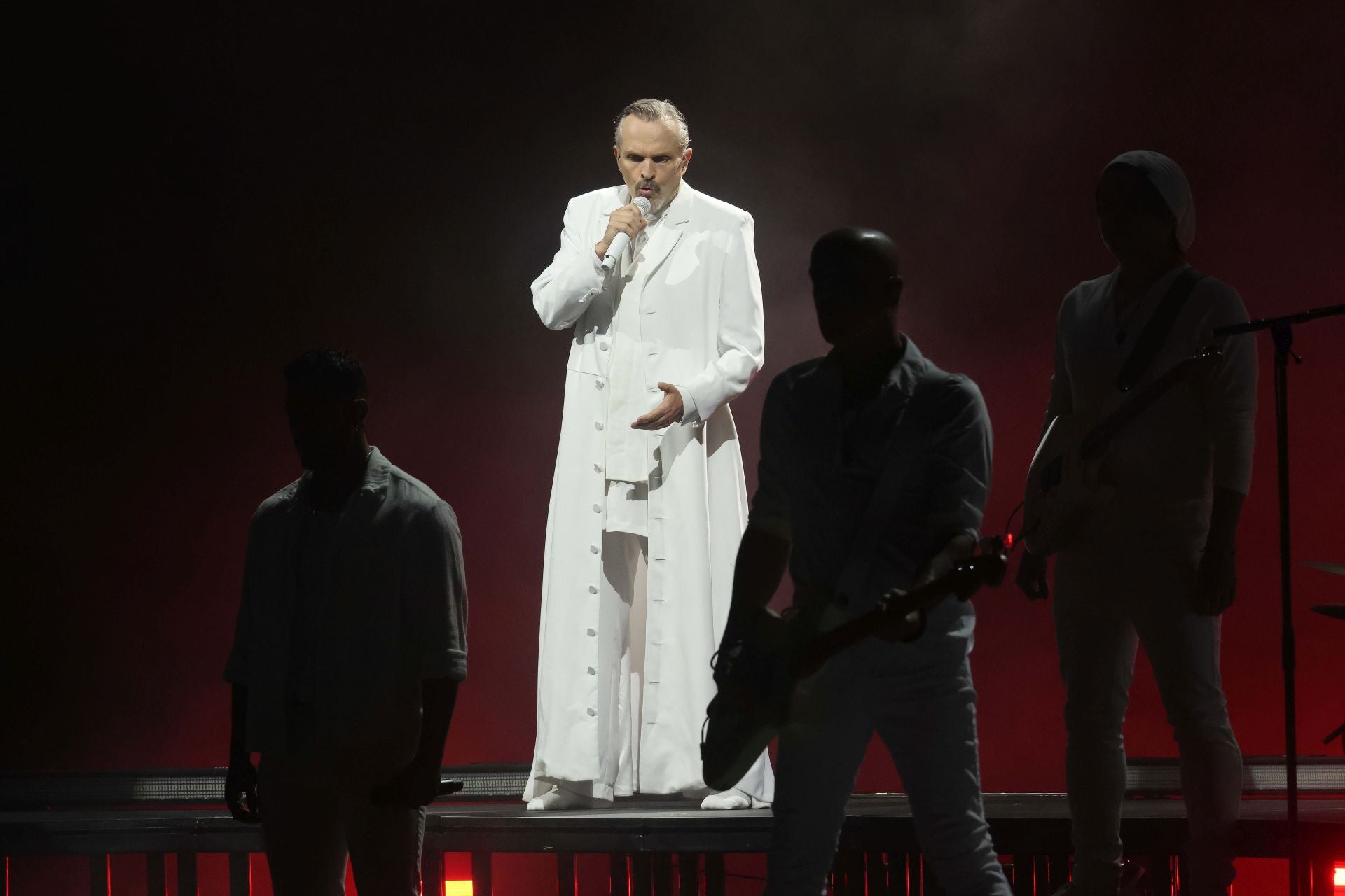 El concierto de Miguel Bosé en Starlite, en imágenes