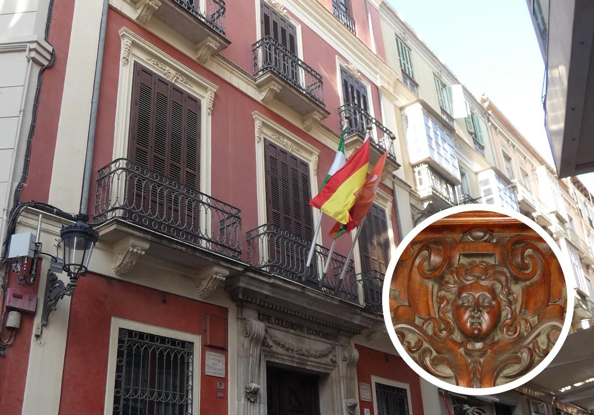 Fachada de la casa y a la derecha, cabeza femenina en la puerta