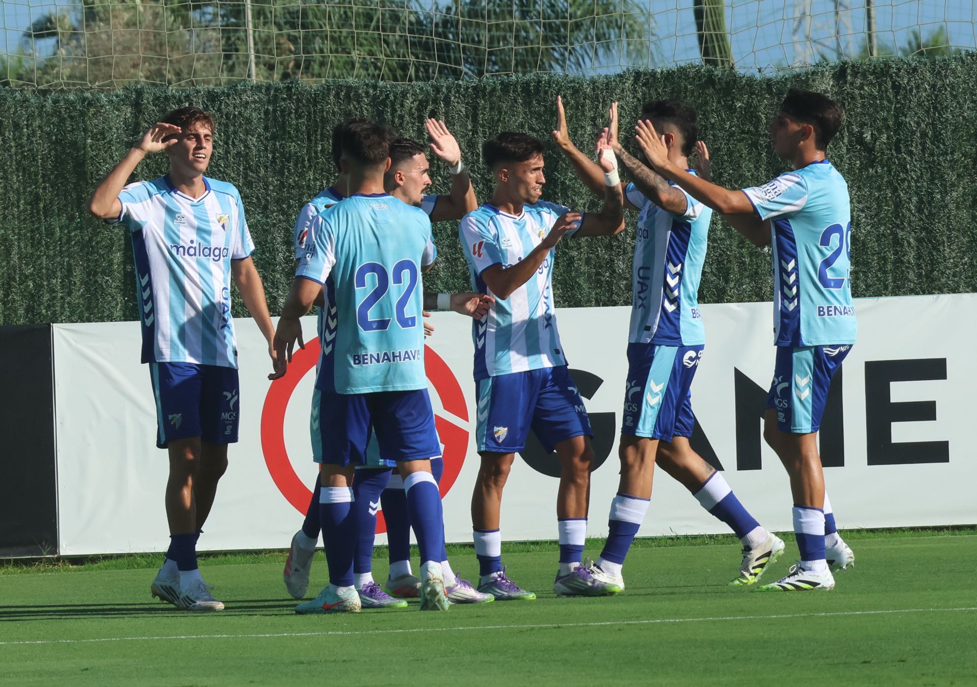 El amistoso Almería- Málaga, en imágenes