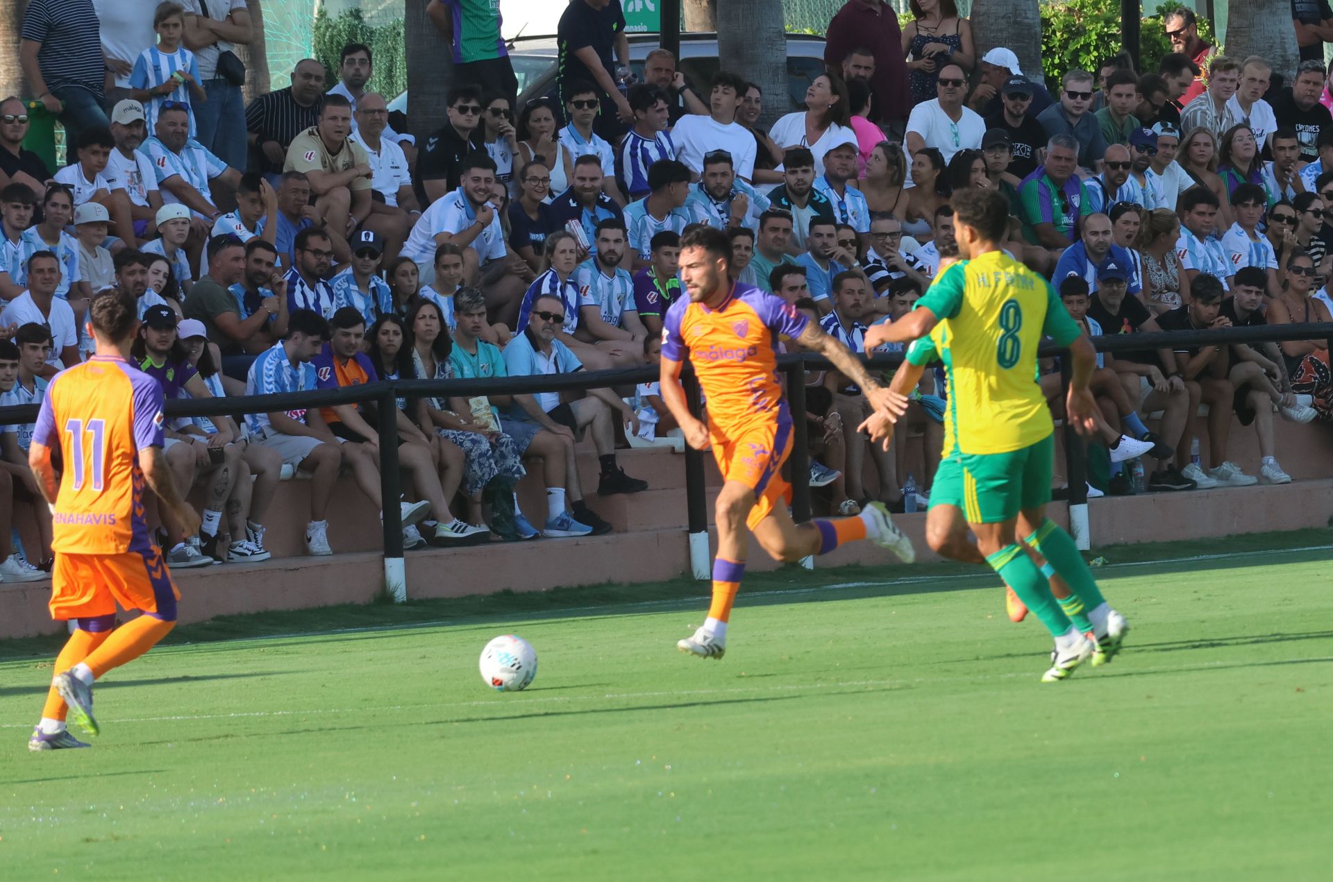 El partido entre Málaga y el Al-Wakrah en Marbella, en imágenes