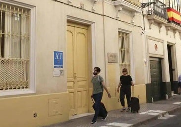 Paco de la Torre pone ya fecha a la moratoria de viviendas turísticas: se aprobará en un pleno extraordinario antes de feria