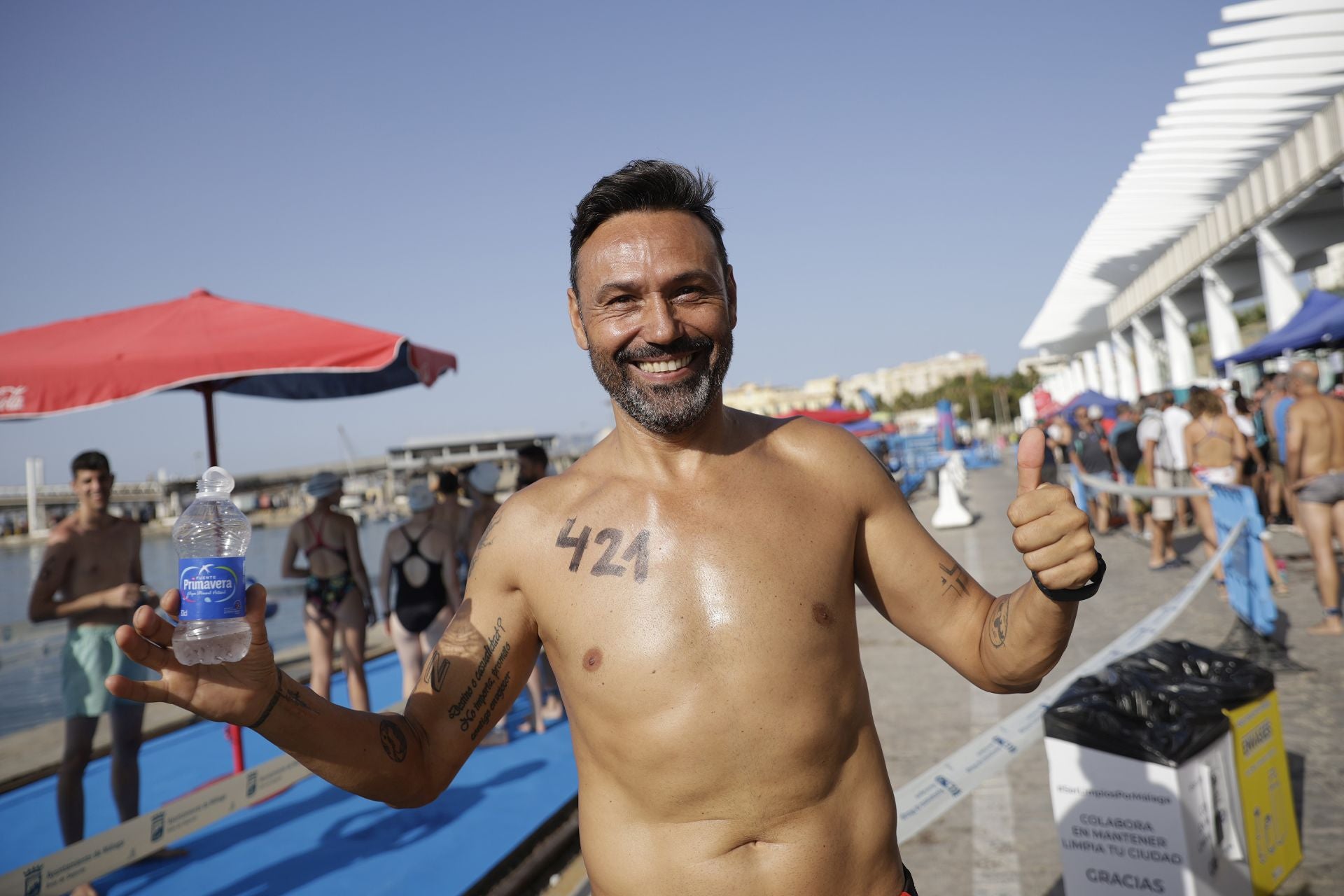 Travesía a nado del puerto, edición 65: más que un deporte, un estilo de vida