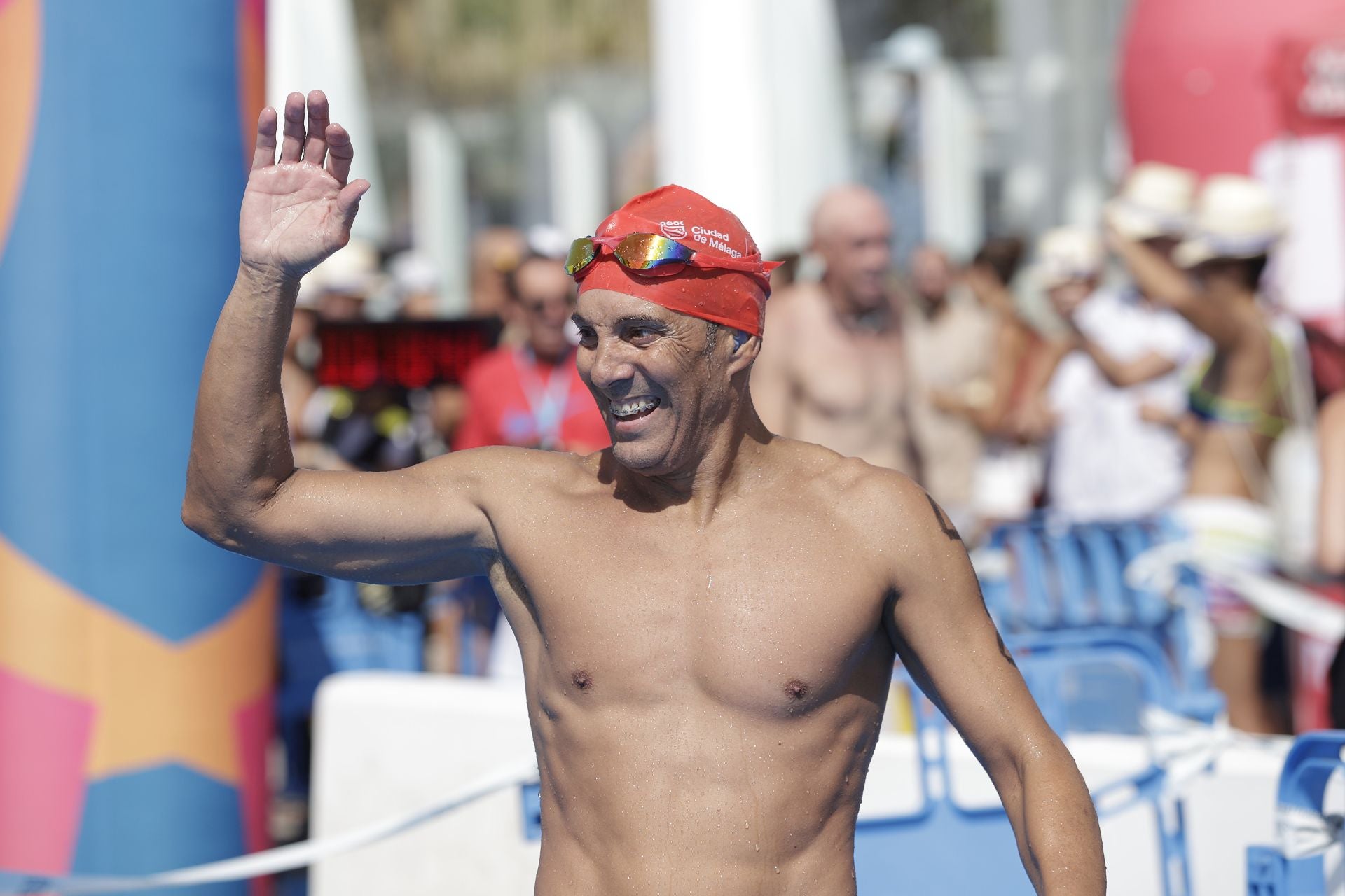 Travesía a nado del puerto, edición 65: más que un deporte, un estilo de vida