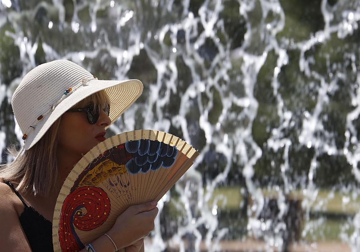 La segunda ola de calor del verano llega también a Málaga: Aemet activa el aviso amarillo el martes