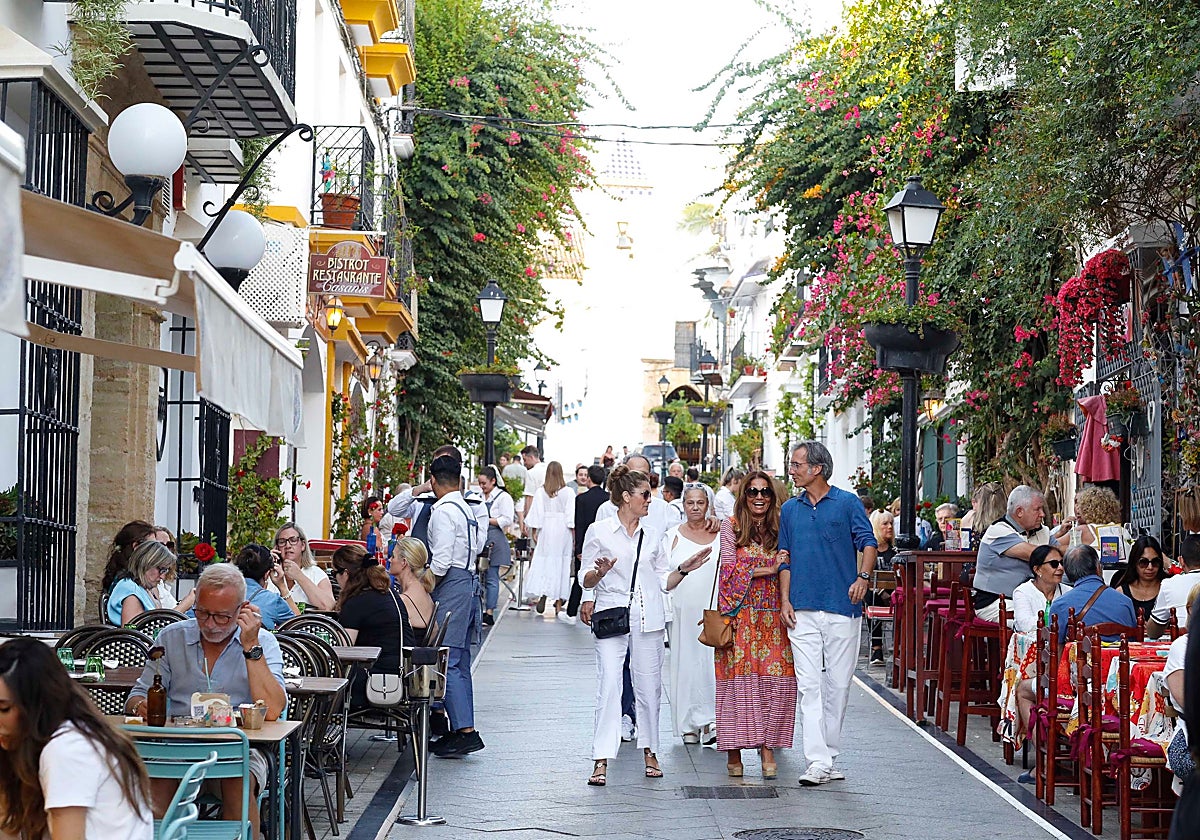 El turismo nacional ha bajado un 34% en Marbella al inicio de este verano.