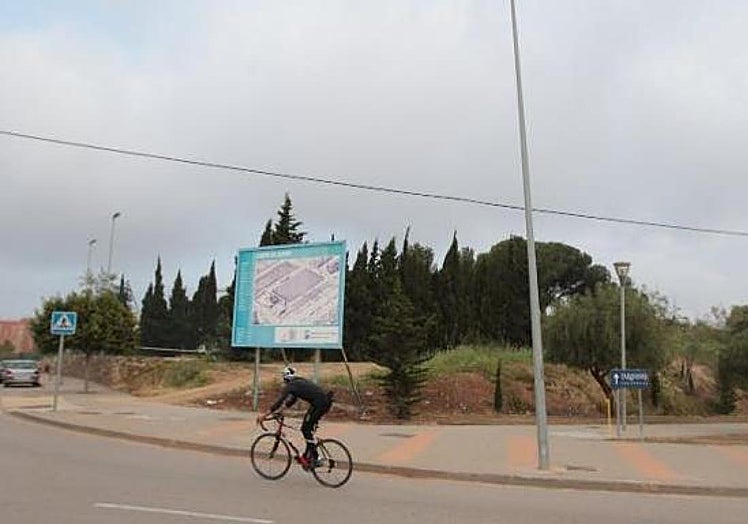 Solar frente al colegio Rectora Adelaida de la Calle, donde se levantará otro instituto.
