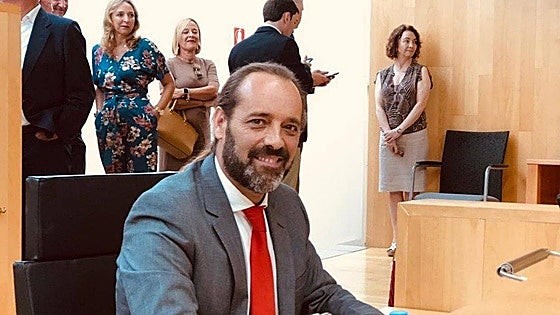 Juan Cassá deja de ser director de área en la Diputación y el PP lo repesca en el grupo provincial