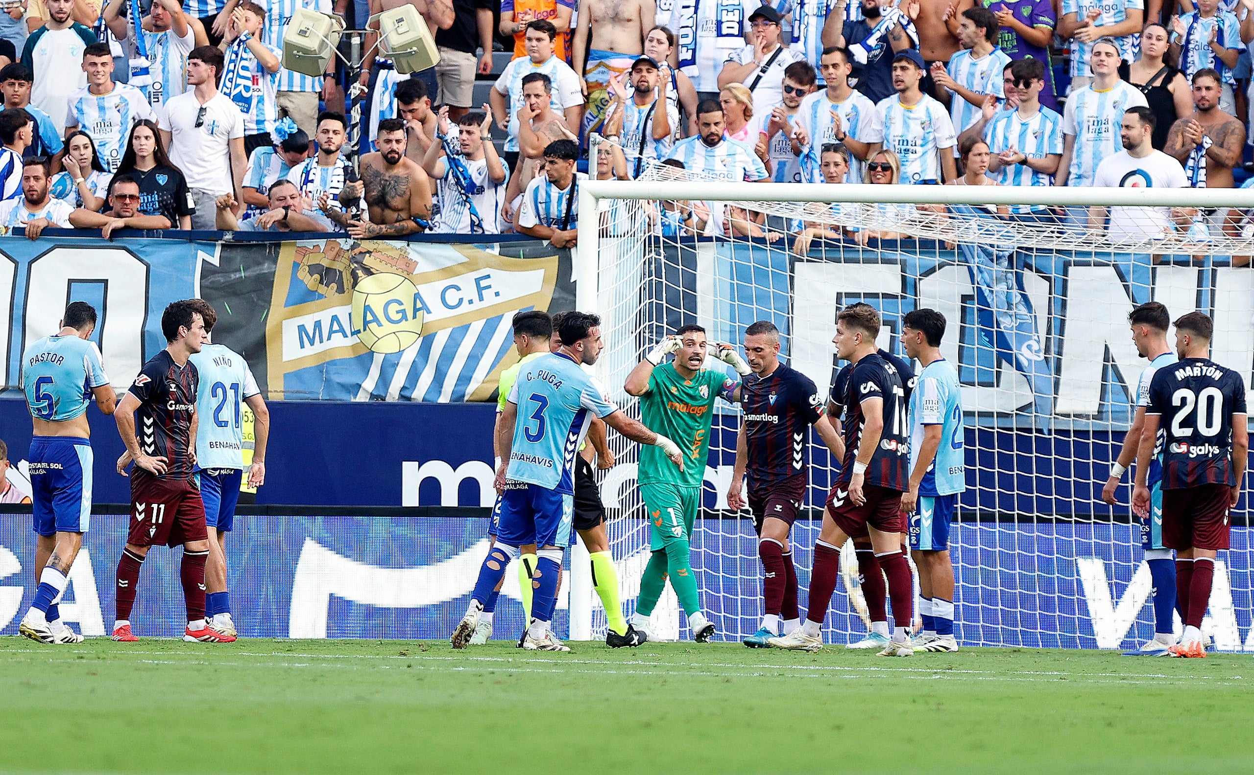 Las mejores imágenes del primer partido de la temporada: Málaga-Eibar