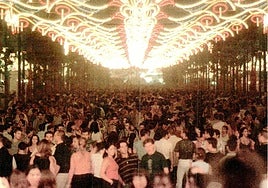 Aspecto del Real de la Feria de Cortijo de Torres en 1998.