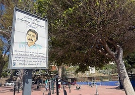 Placa conmemorativa a Juan José Andreu Paniagua.