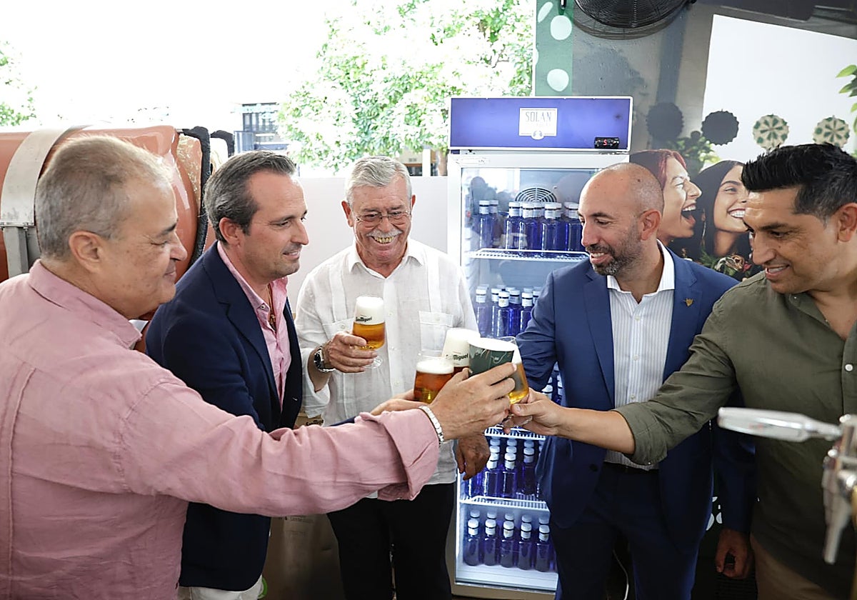 El Málaga da por cerrada la plantilla al consumir el tope salarial, «salvo que llegue un nuevo patrocinio»