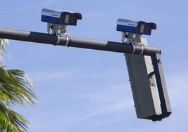 Multa de 200 euros: la DGT vigila con Inteligencia Artificial una de las maniobras más peligrosas en carretera