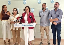 Del Cid, acompañada de concejales del equipo de Gobierno.