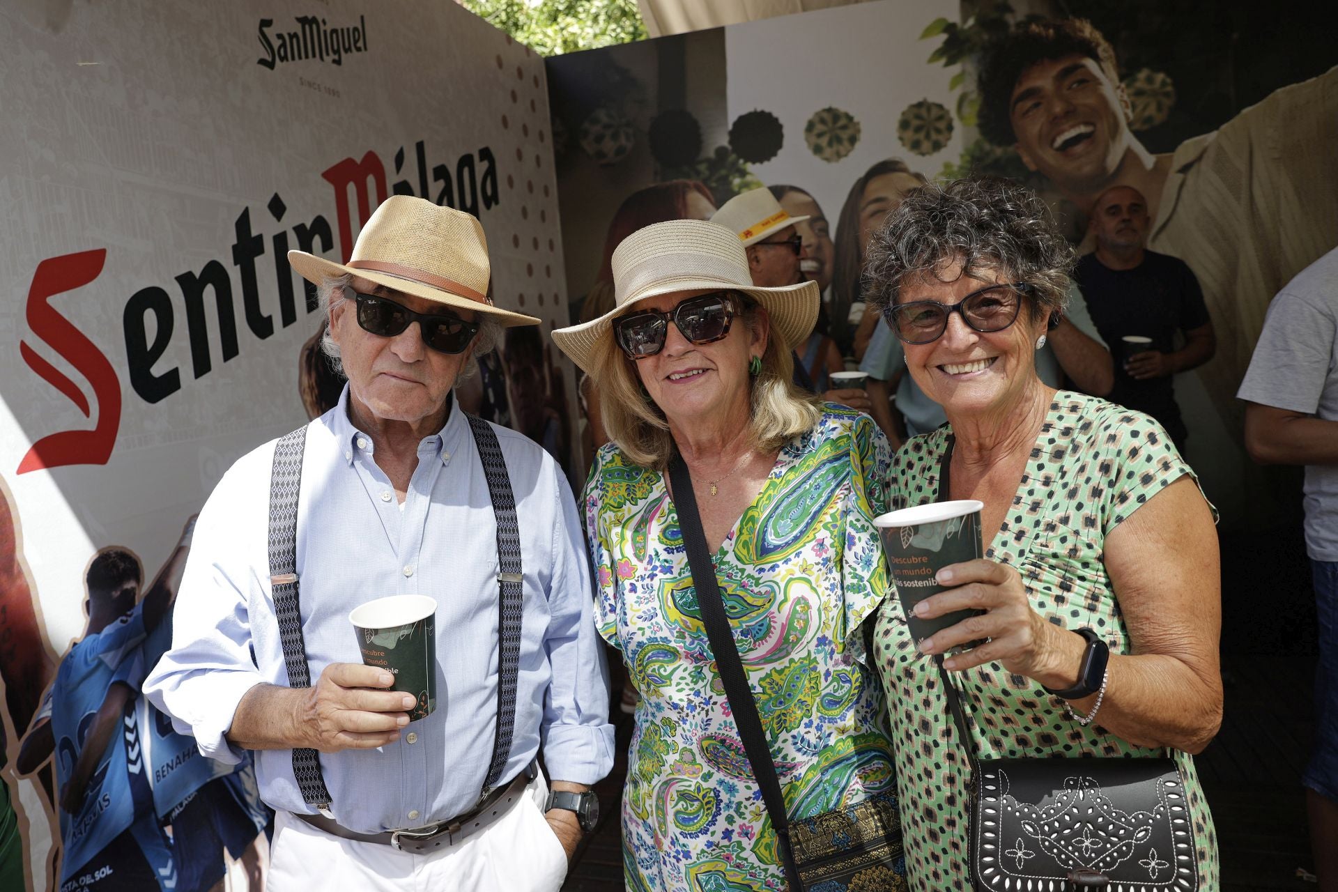 Carmen Perales, Ángeles Perales y Luis Escobar.