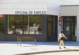 El SEPE busca a más de 2.000 administrativos para trabajar por toda España