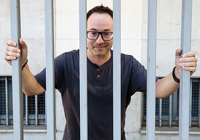 Tony Jiménez trata de atrapar la ingente literatura de Stephen King en el ensayo 'El resplandor del genio'.