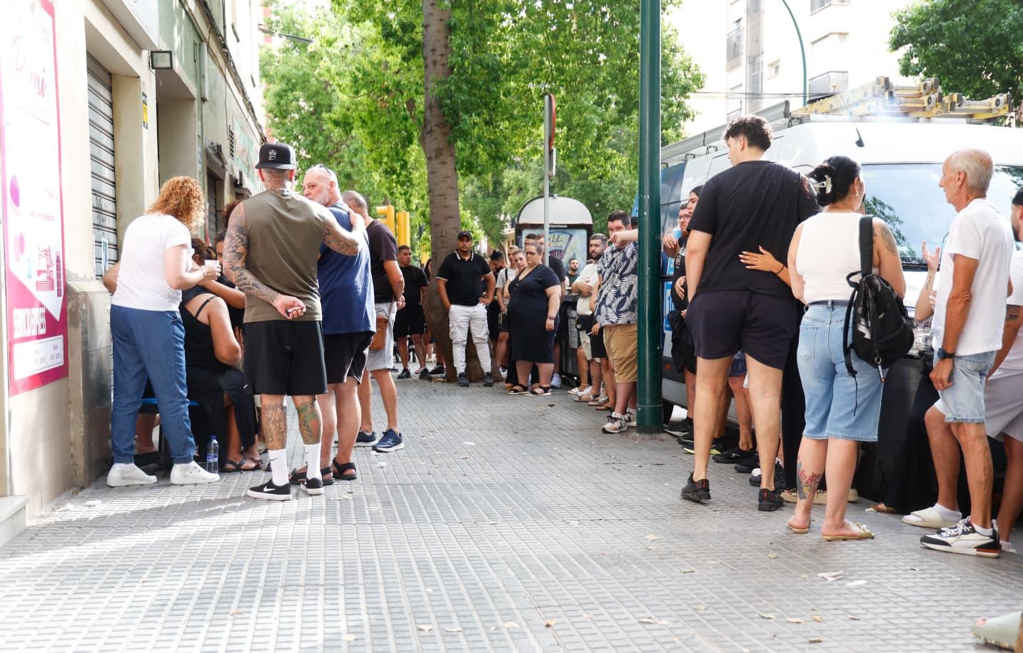 La concentración en el barrio de Capuchinos por el crimen de Angel, en imágenes
