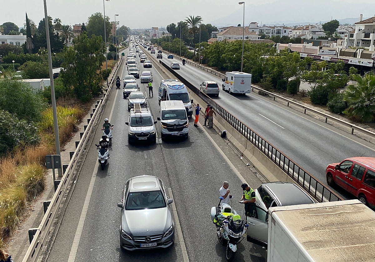 Lugar del accidente, en el kilómetro 1058 de la A-7, dirección San Pedro Alcántara