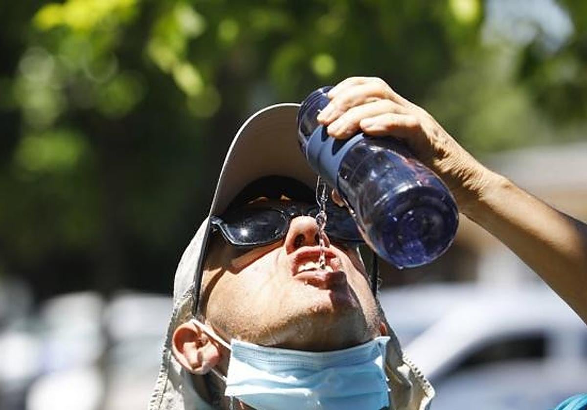 Polvo en suspensión y calor en Andalucía: tres provincias en aviso por máximas de hasta 40ºC