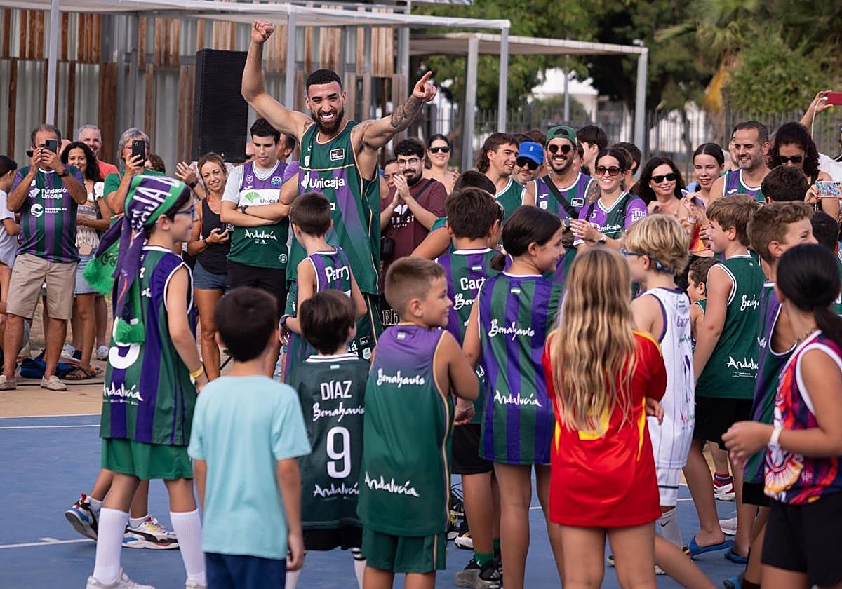 La presentación de Chris Duarte en Málaga, en imágenes