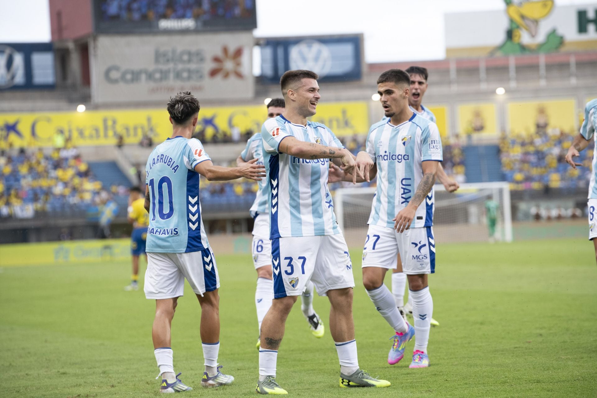 El partido Las Palmas- Málaga, en imágenes