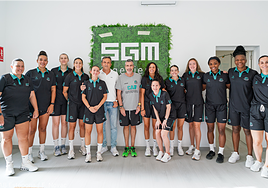 El CAB Estepona estrena patrocinador principal