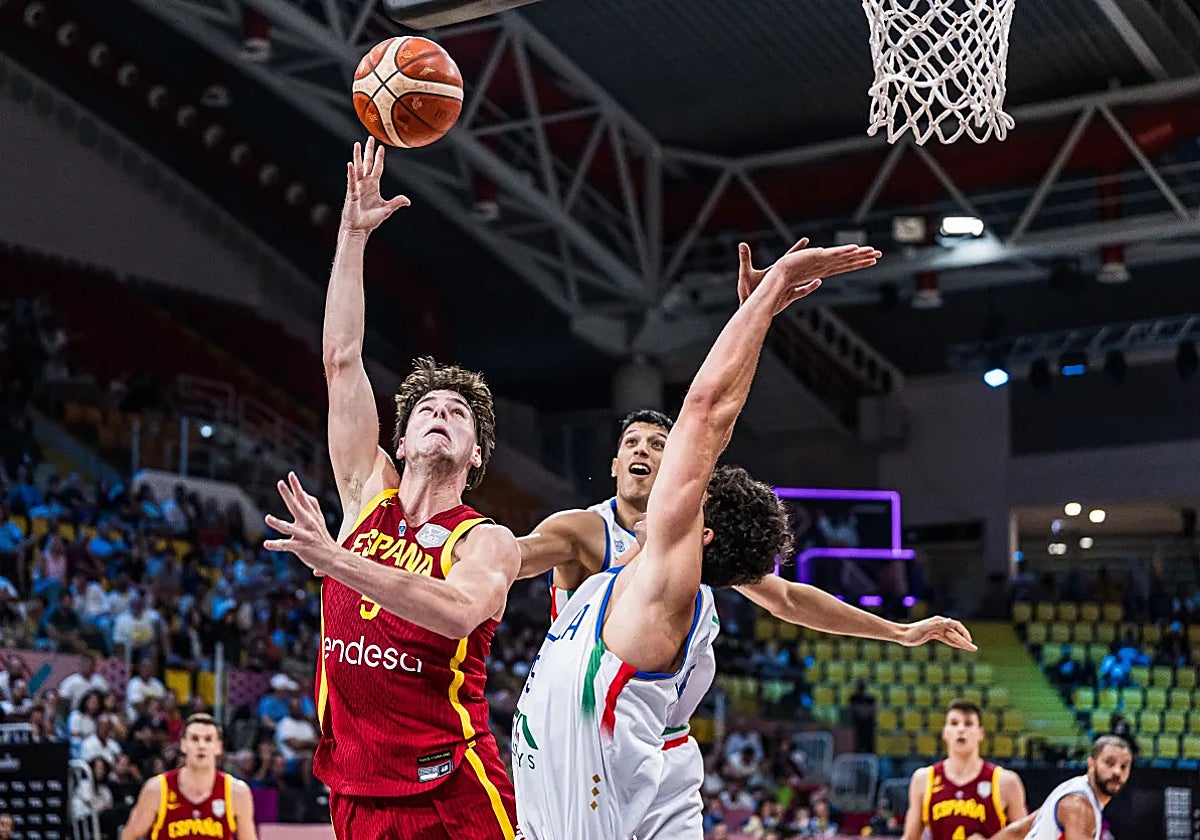 Saint-Supéry, en una acción ofensiva del España-Italia.