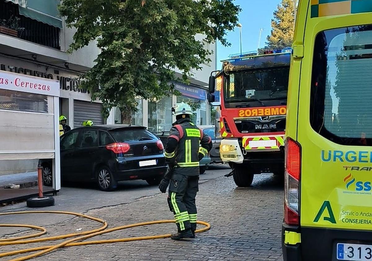 Una persona herida tras un incendio causado por una freidora en un bar de Ronda
