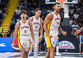 Mario Saint-Supéry se despide del Eurobasket con una exhibición de talento y entrega