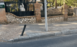 Vista de la zona, cercano a un colegio, con deficiencias.