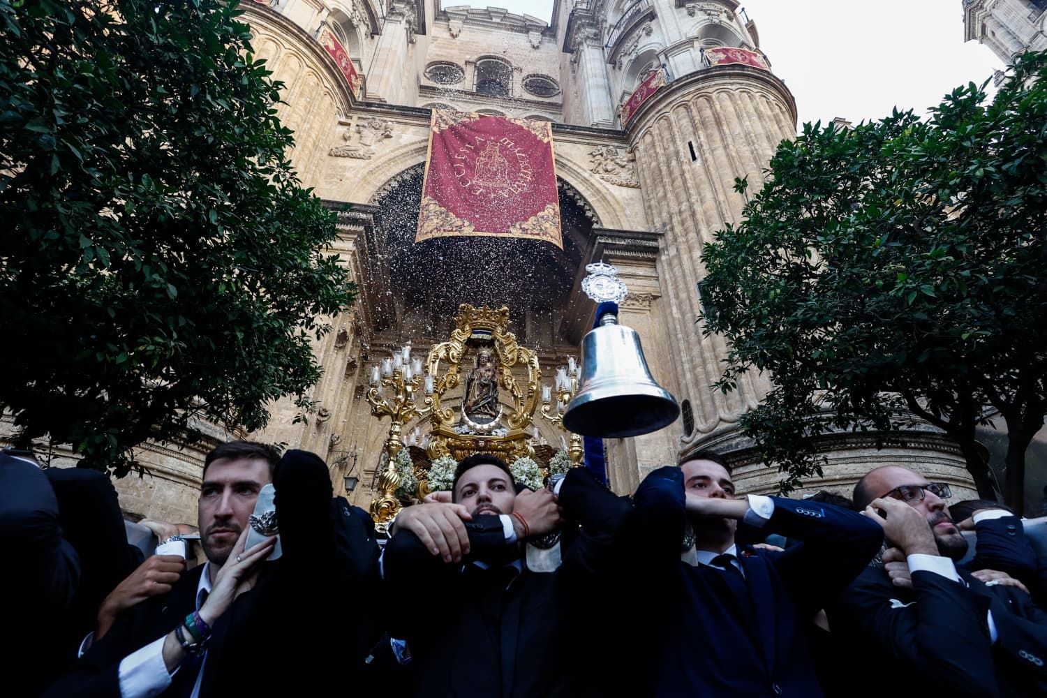 La procesión de la Virgen de la Victoria, en imágenes